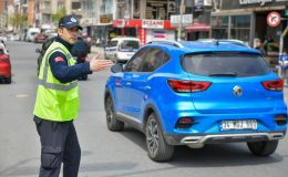 Esenyurt’ta Okul Önlerinde Güvenlik Seferberliği: Zabıta Trafiğe El Attı