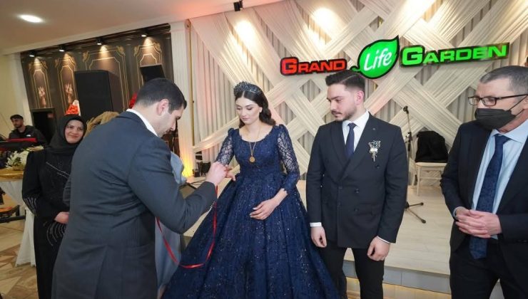 Karasansar ve Çom Ailelerinin Mutlu Günü: Buse ile Murat Nişanlandı