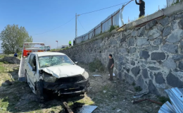 Avcılar’da Kamyonet Takla Attı, Mucize Kurtuluş!