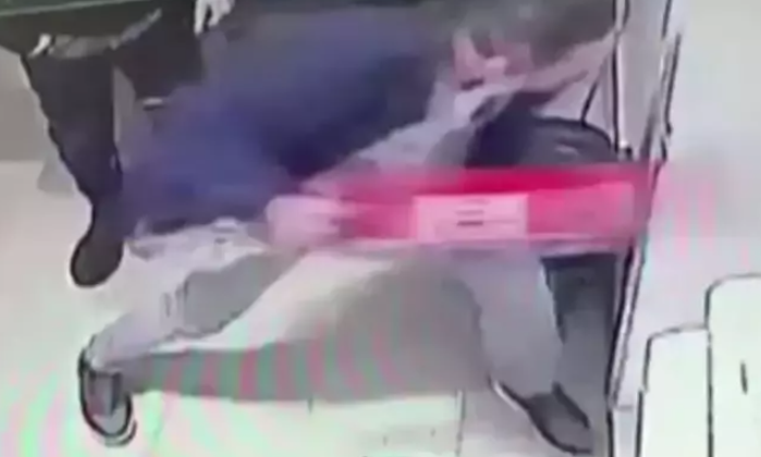 Esenyurt’ta Eski Eş Dehşeti: Çocuklarının Gözü Önünde İş Yerini Bastı!