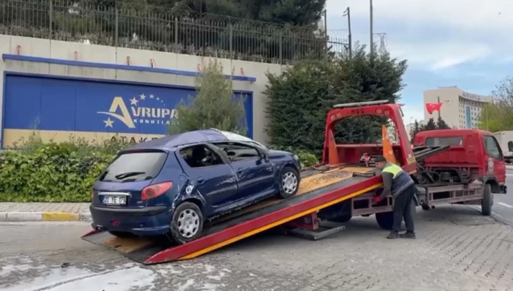 Yolda Faciadan Dönüldü: Küçükçekmece’de Takla Atan Araç Paniğe Neden Oldu