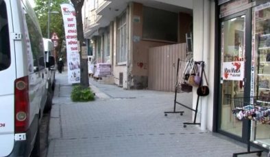 Esenyurt’ta Film Gibi Hırsızlık: Kavgayı Fırsat Bildi, Çantayı Alıp Kaçtı!