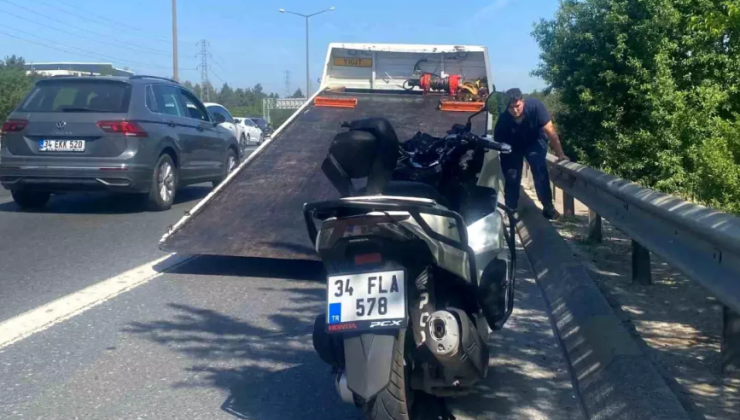 Ümraniye’de Motosiklet Kazası: Belediye İşçisine Çarptı, 2 Yaralı
