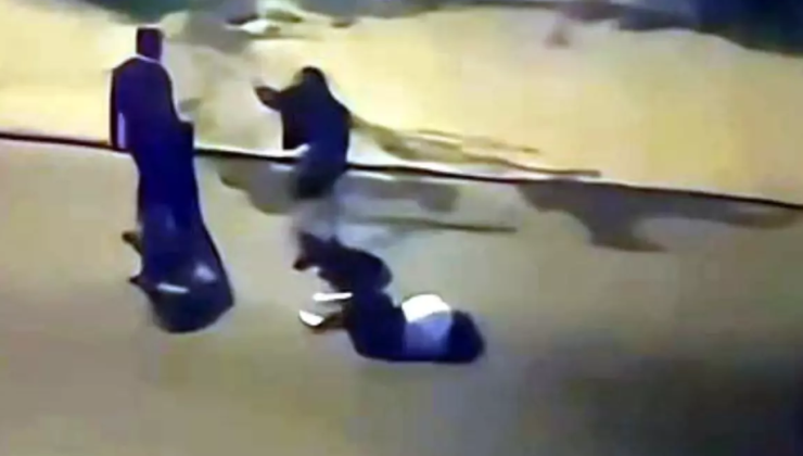 Avcılar’da Kadına Şiddet Kamerada: Yerde Sürükleyip Darp Ettiler