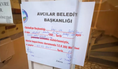 Avcılar’da 40 Yıllık Bina Çökmek Üzereydi! Acil Tahliye ve Mühürleme Kararı