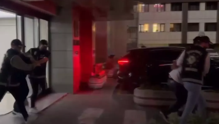 Avcılar’da Motosikletli Saldırganlar Kafeyi Kurşunladı!