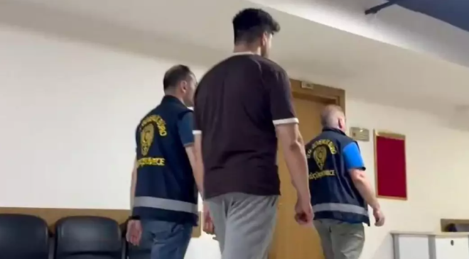 Küçükçekmece’de Yangın Dehşeti: Otluk Alanı Yakan Şahıs Tutuklandı